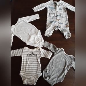 Carter's, Swaddle Me and Gerber 8 piece bundle 0-3 Months baby